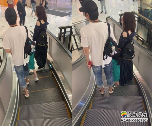洪欣、张丹峰重归于好：被网友目击牵着女儿现身香港，一家三口在逛街