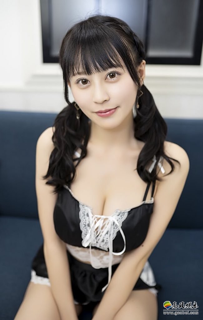 日本樱花正妹篠原まきほ：火辣身型写真模特！汹涌上围“小只马”身材