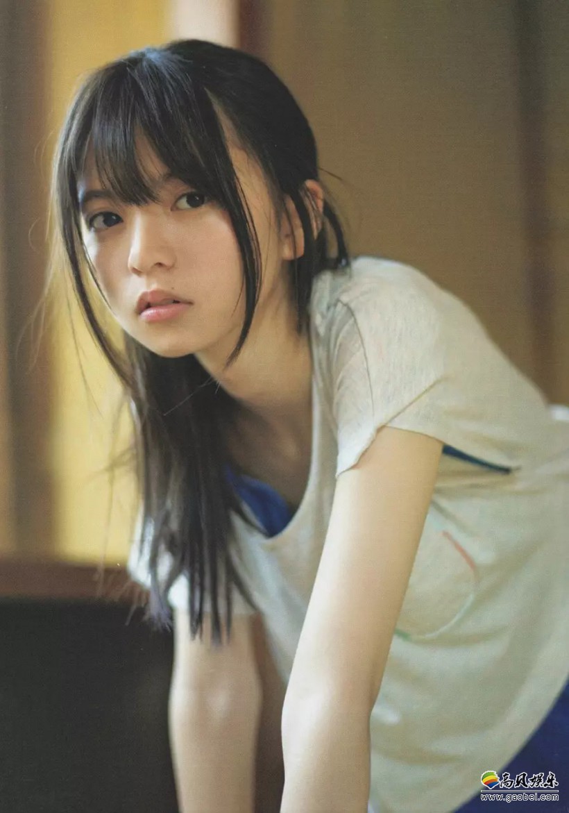 日本国宝少女斋藤飞鸟巴掌小脸尤为可爱：“被神选中的少女”可爱美颜