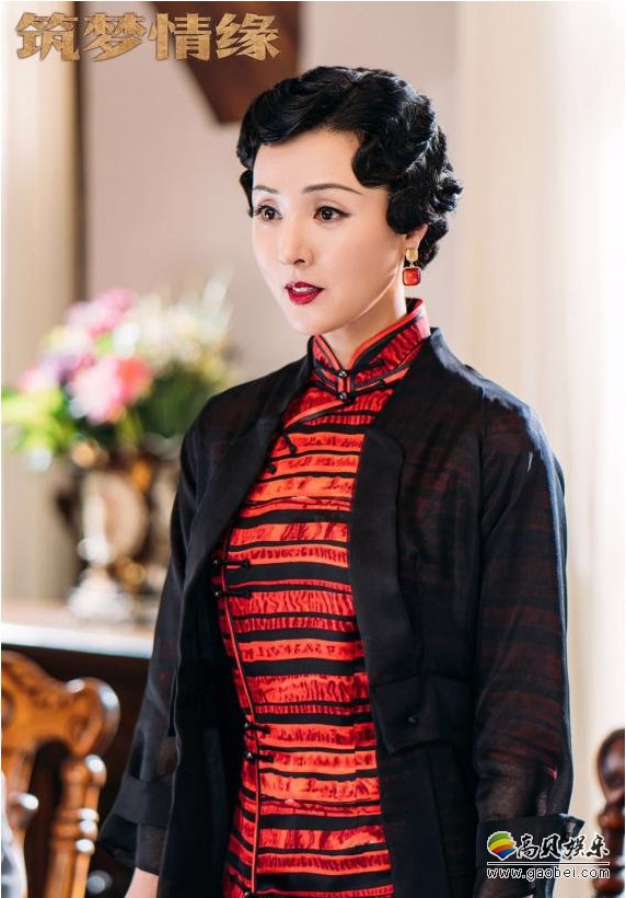 《筑梦情缘》姜宏波饰演章梅获封“最暖心天使妈妈”：网友们羡慕不已