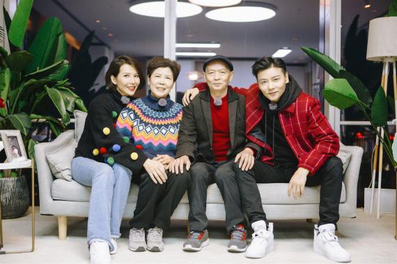 《我最爱的女人们》迎来老爸：4位老爸用心制造惊喜！父母爱情令人羡慕