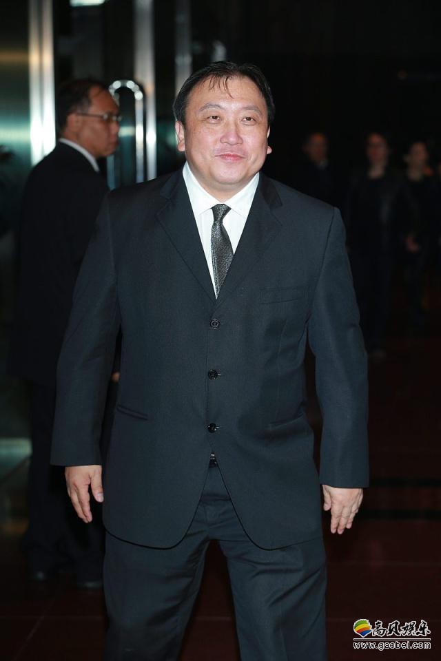 网友爆料《最好的我们》靠“幽灵场”逆袭票房：导演王晶微博转发表态