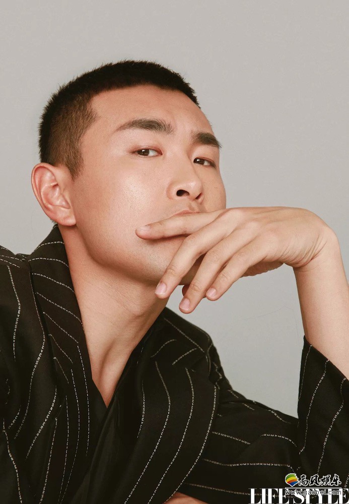 王彦霖《精品购物指南》时尚大片：复古绅士、运动型男、潮酷boy风格