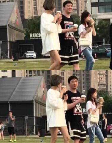 “国民老公”王思聪近日被网友成都某公园偶遇：身边还有两位美女相伴