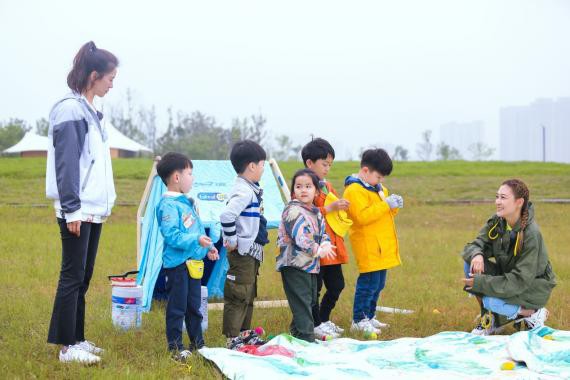 《童言有计2》袁咏仪、应采儿带领萌娃开启硬核春游之旅:萌娃表现突出 《童言有计2》袁咏仪、应采儿带领萌娃开启硬核春游之旅:萌娃表现突出