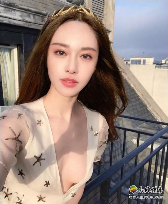马来西亚宅男女神李元玲：空灵古典气质美女！看上去明艳动人极有气场