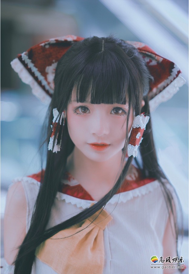 微博美少女“河野華”COSPLAY作品：巫女博丽灵梦COS！形象多变灵梦
