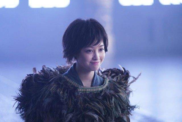 桥本环奈晒出电影《王者天下》剧照：造型非常“奇特”也挡不住美丽容颜
