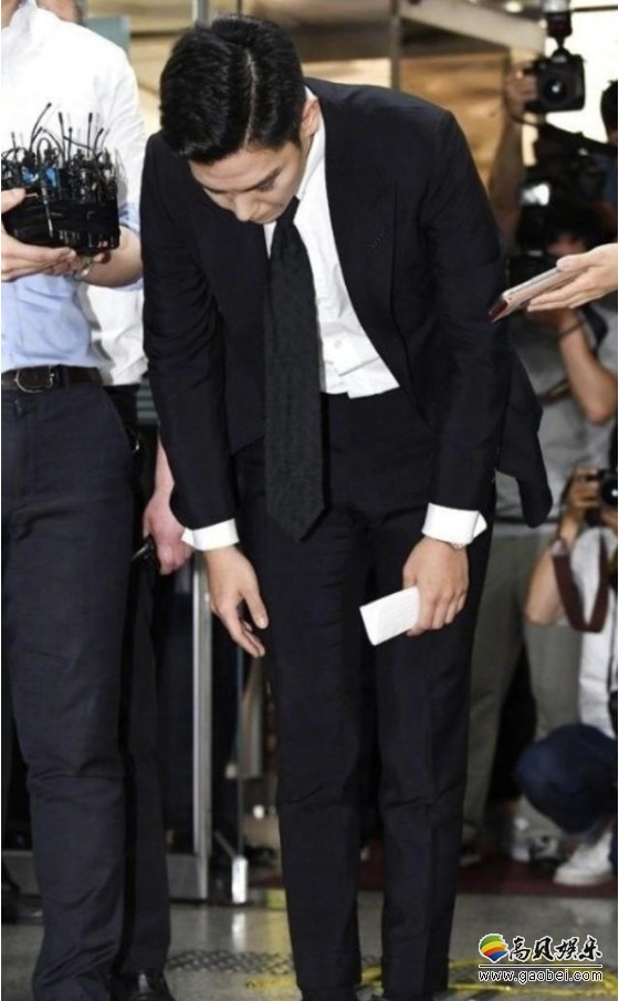 BIGBANGT.O.P崔胜贤正式退伍：通过社交网站向粉丝们表达歉意和感谢