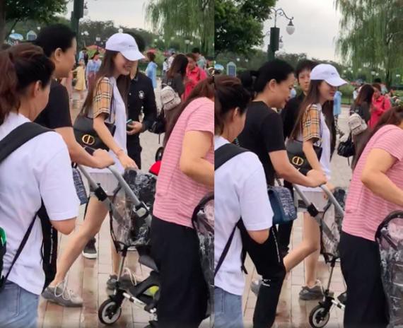 网友晒出迪士尼偶遇baby与小海绵视频：并夸赞baby本人好漂亮皮肤好好