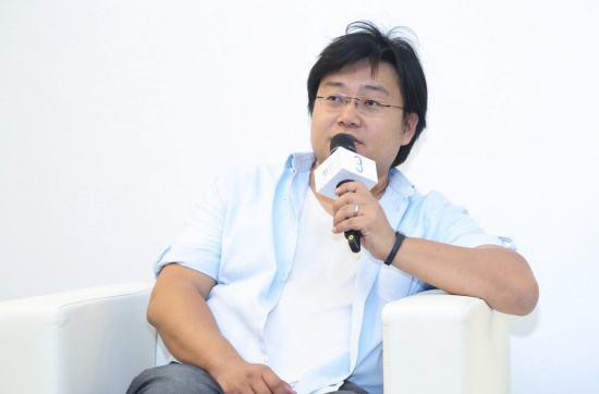 也许是为了平息网上混乱的消息！李楠在微博上正式宣布：他已经离职魅族