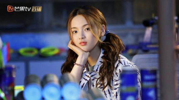 《极限17：羽你同行》杨超越携首部电视剧来袭：挑战热血运动少女引期待