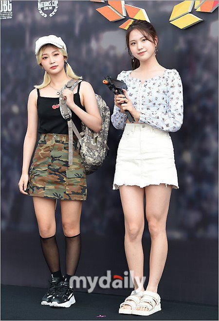 韩国女团Dream note出席《绝地求生》全明星开幕式：打扮贴合游戏主题