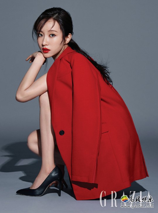 韩国女团EXID成员HANI杂志美妆照网上曝光：立即吸引了广大粉丝的目光