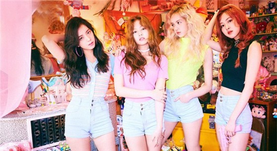 BLACKPINK出道曲 "BoomBAYAH" 时隔不到四个月就从六亿成为七亿MV