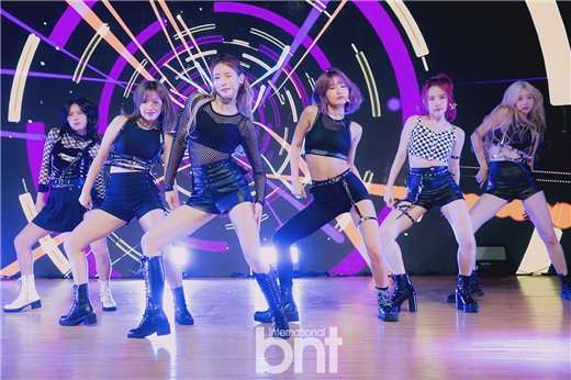 韩国新女团ANS首张迷你专辑《Boom Boom》发行纪念出道SHOWCASE