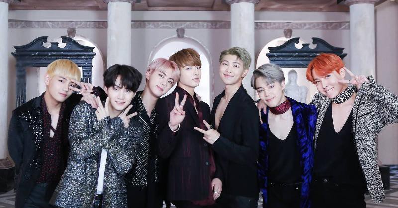 防弹少年团的 "Blood, Sweat & Tears" 官方MV，观看次数突破了五亿人次
