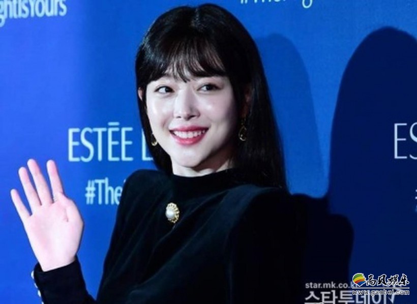 韩国女星崔雪莉去世，她的INS小号被扒出！很多绘画图片十分抽象和压抑