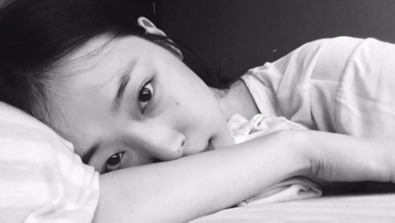Sulli生前个人IG最后发言引起关注！完全是小女生收到惊喜礼物时开心模样