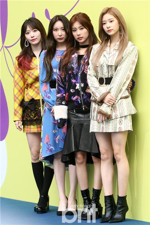 IZONE成员宮脇咲良、姜惠元、李彩燕、金珉周受邀出席了首尔时装周活动