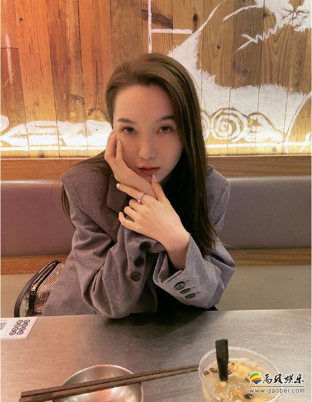 SNH48陆婷粉丝曾购买陆婷与另一位偶像联系方式，粉丝此行为让陆婷困扰