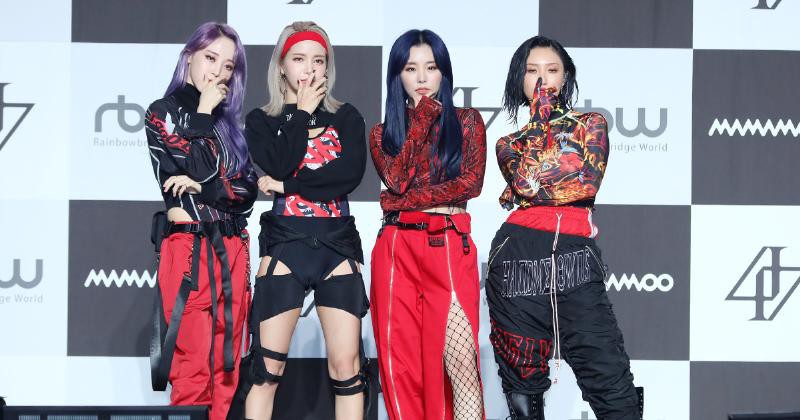MAMAMOO又以 "HIT" 带来独树一帜面貌，并成功拿下多个音源榜的冠军