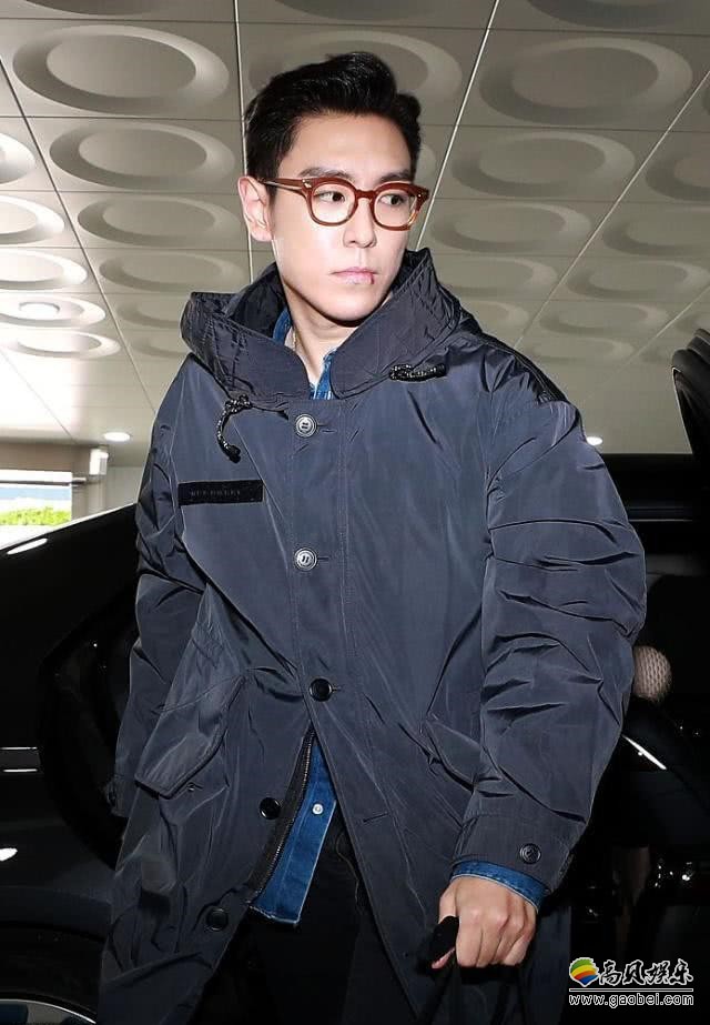 T.O.P在IG限时动态上传疑似与知名嘻哈歌手Swings签约视频,引起了热议 T.O.P在IG限时动态上传疑似与知名嘻哈歌手Swings签约视频,引起了热议