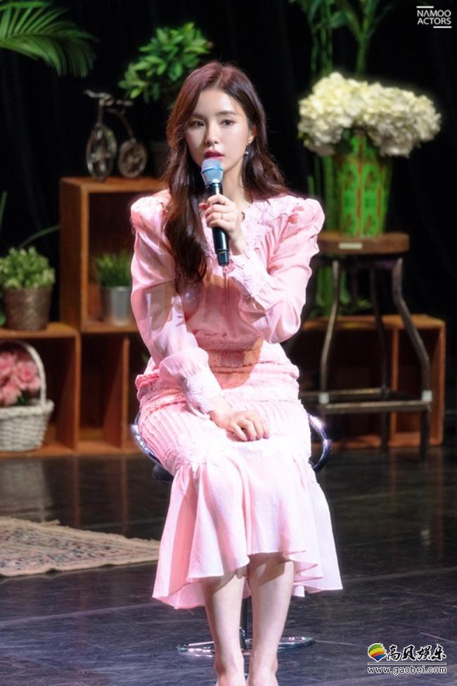 女演员申世景第二次粉丝见面会圆满落幕，与700多名粉丝留下宝贵的回忆