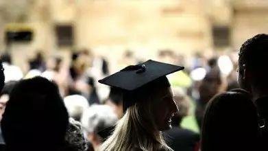 新《中国大学生最佳雇主调研综合报告》大学生收入水平基本符合预期构想