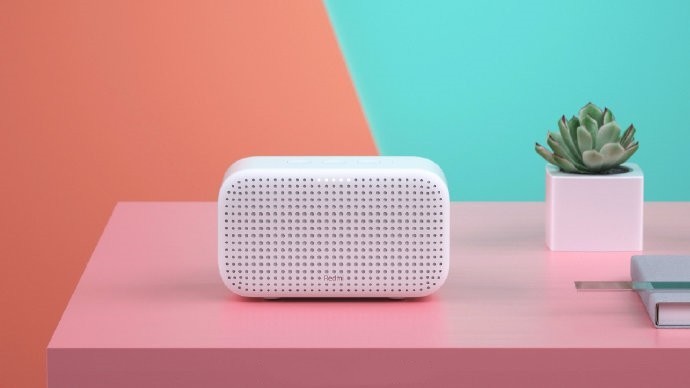Redmi小爱音箱Play正式发布，售价79元！顶部有LED灯，可根据节奏闪烁
