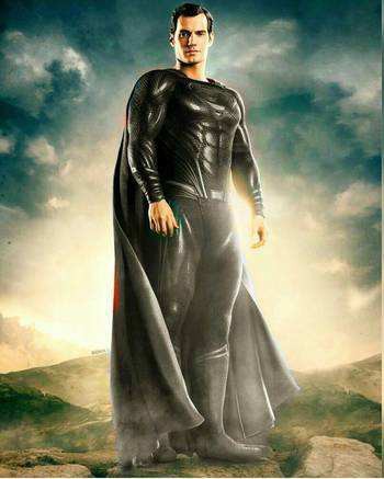 亨利卡维尔黑色超人制服,黑色战衣超酷炫