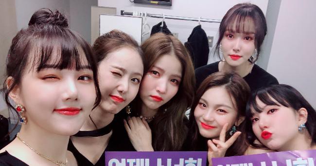 NAVER NOW推出艺人介绍私藏爱歌广播节目，轮到GFriend全员登上节目