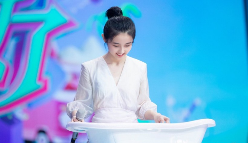 电影《宠爱》在北京举行“跨进2020”主题首映礼,张子枫将“宠爱”升级 电影《宠爱》在北京举行“跨进2020”主题首映礼,张子枫将“宠爱”升级