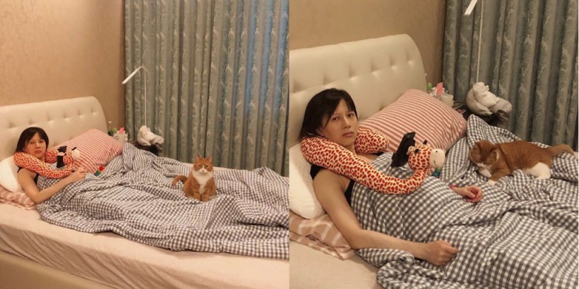 papi酱社交账号晒出近照，papi酱素颜躺在床上，腹部隆起！造型略显搞怪