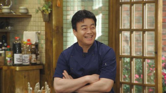 美食界教父，吃货界BTS，节目口碑几乎无差评，这个完美男人就是白种元