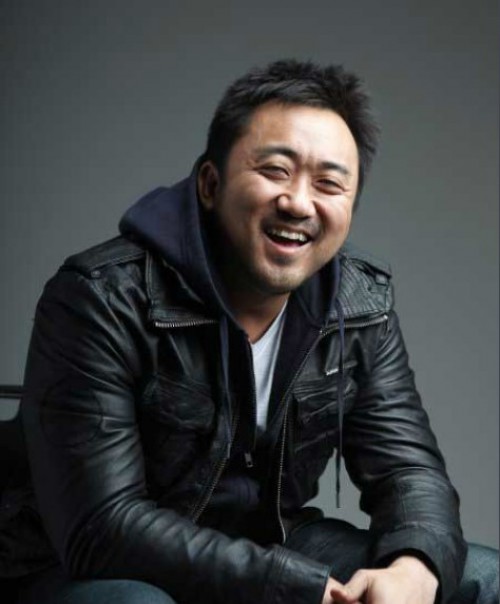 韩国艺人马东锡在社交网站发布近照!