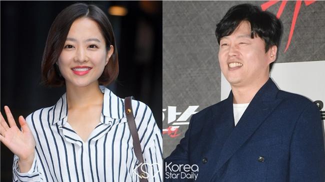 朴宝英出现在新闻版面上，原因是她与大将近20岁的金希沅传出「恋爱说」