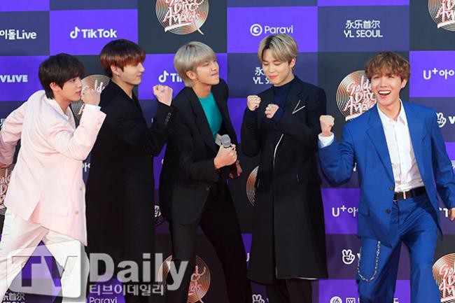 【金唱片奖】完整得奖名单！BTS防弹少年团获「双大赏」成为典礼大赢家