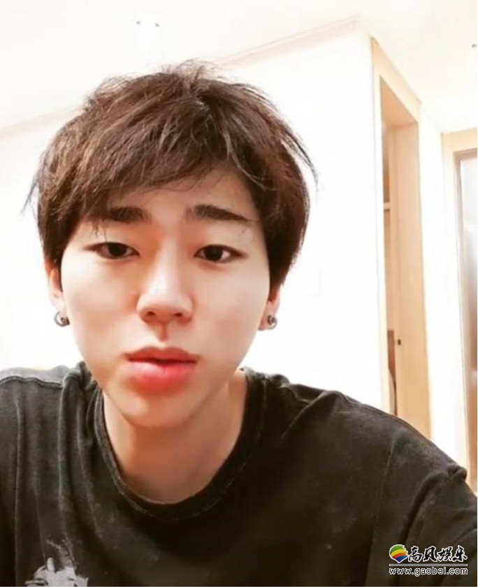ZICO晒出视频，他表示为履行公约，起床后立即挑战Anysong Challenge