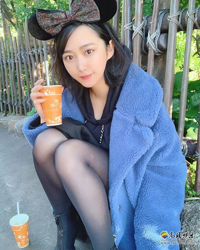 岛国中日混血游戏女主播川瀬もえ长相甜美身材好前凸后翘大长腿