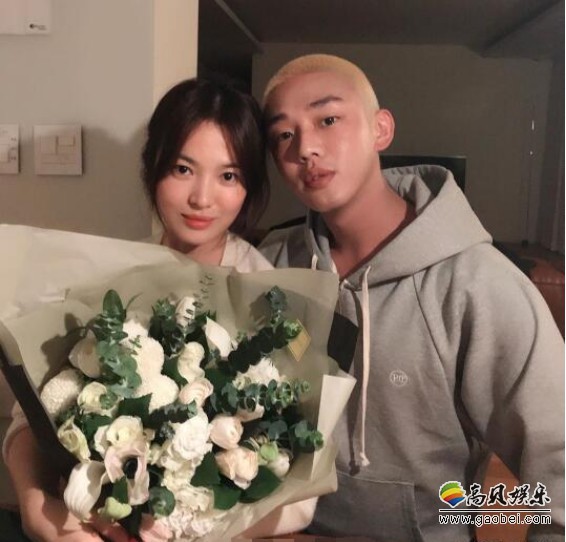 韩国艺人刘亚仁发布视频不久后，宋慧乔也在个人SNS转发该视频声援武汉