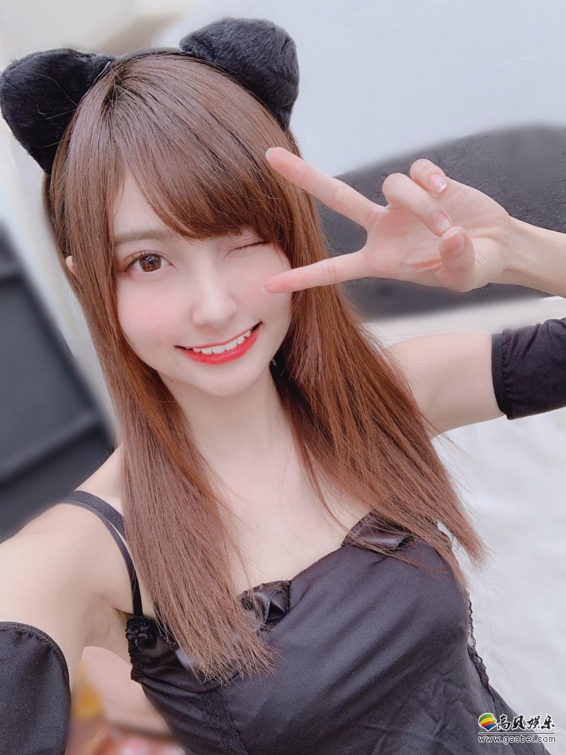 22岁日本牙医助理花咲れあ签约经济公司担任模特还是岛国抖音网红妹