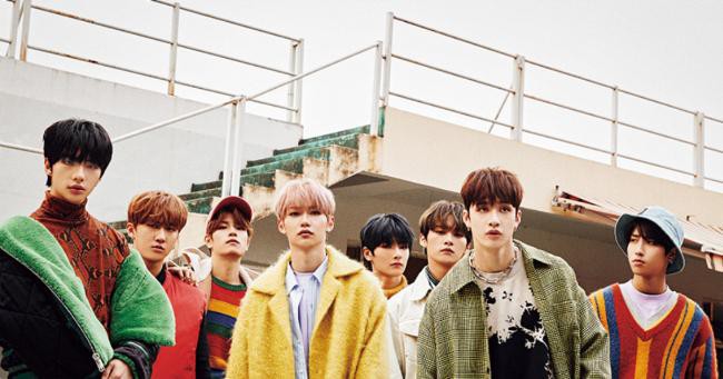 刚进军美国Stray Kids又将在日本正式出道，抢先公开歌曲带头拿下好成绩
