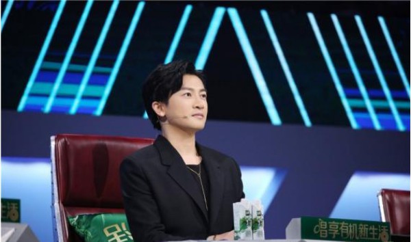 《天赐的声音》苏有朋再度回归歌手身份加盟全新音乐综艺，引发网友热议
