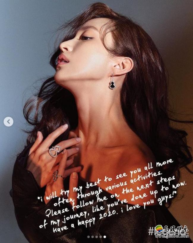 韩国女艺人HaNi社交网站发布最近拍摄杂志写真，吸引了广大粉丝的目光