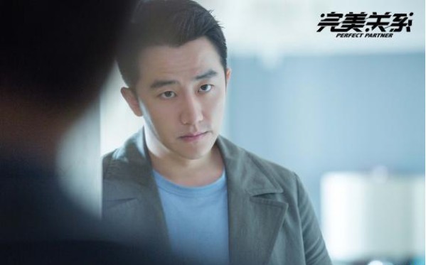 《完美关系》黄轩在剧中精湛的演绎，让大家对接下来的剧情进展甚是期待