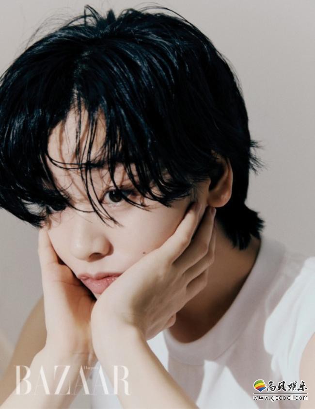 出演电视剧《梨泰院CLASS》韩国女艺人李珠英为某杂志最新一期拍摄写真