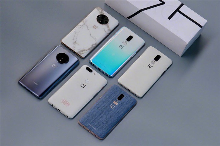 一加创始人CEO刘作虎晒出一加手机多款工程机，有着不同材质、颜色后壳