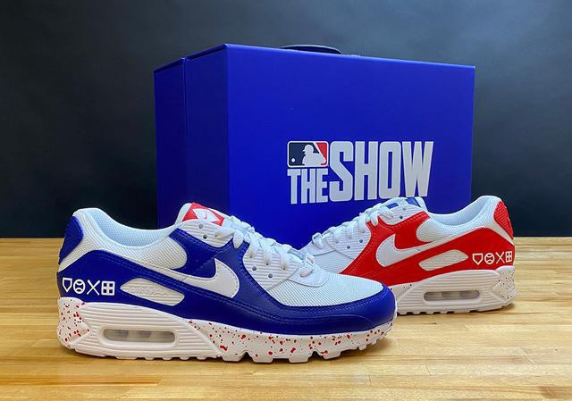 耐克将推出PlayStation X Air Max 90s新款联名运动鞋“红蓝双配色设计”