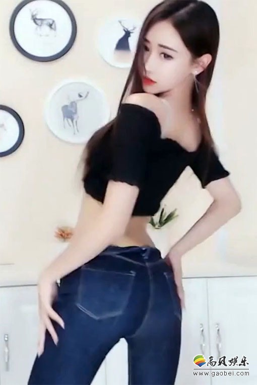 女主播 饭拍秀 [ID95367版本]【50合集 4.92 GB】